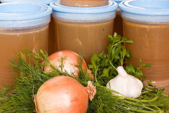 How to Make Homemade Chicken Stock