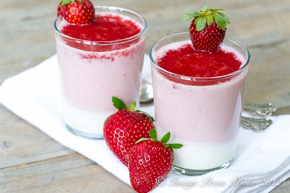 Grape Strawberry Yogurt Parfait