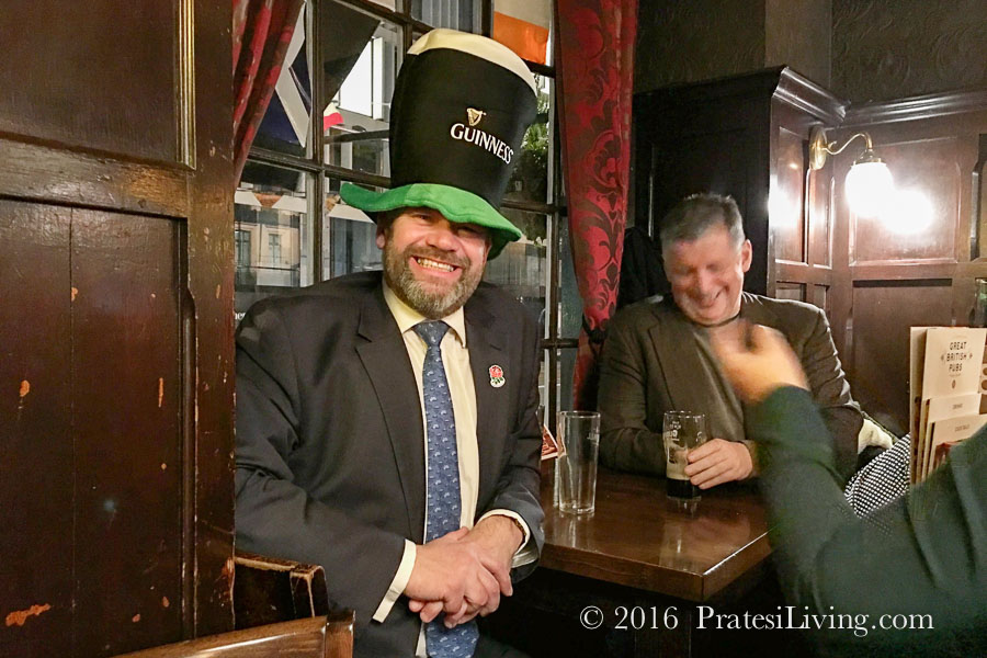 New friends at The Bag O' Nails pub